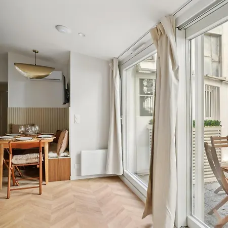 Lavie Maison Terrace And Ac Apartment Paris